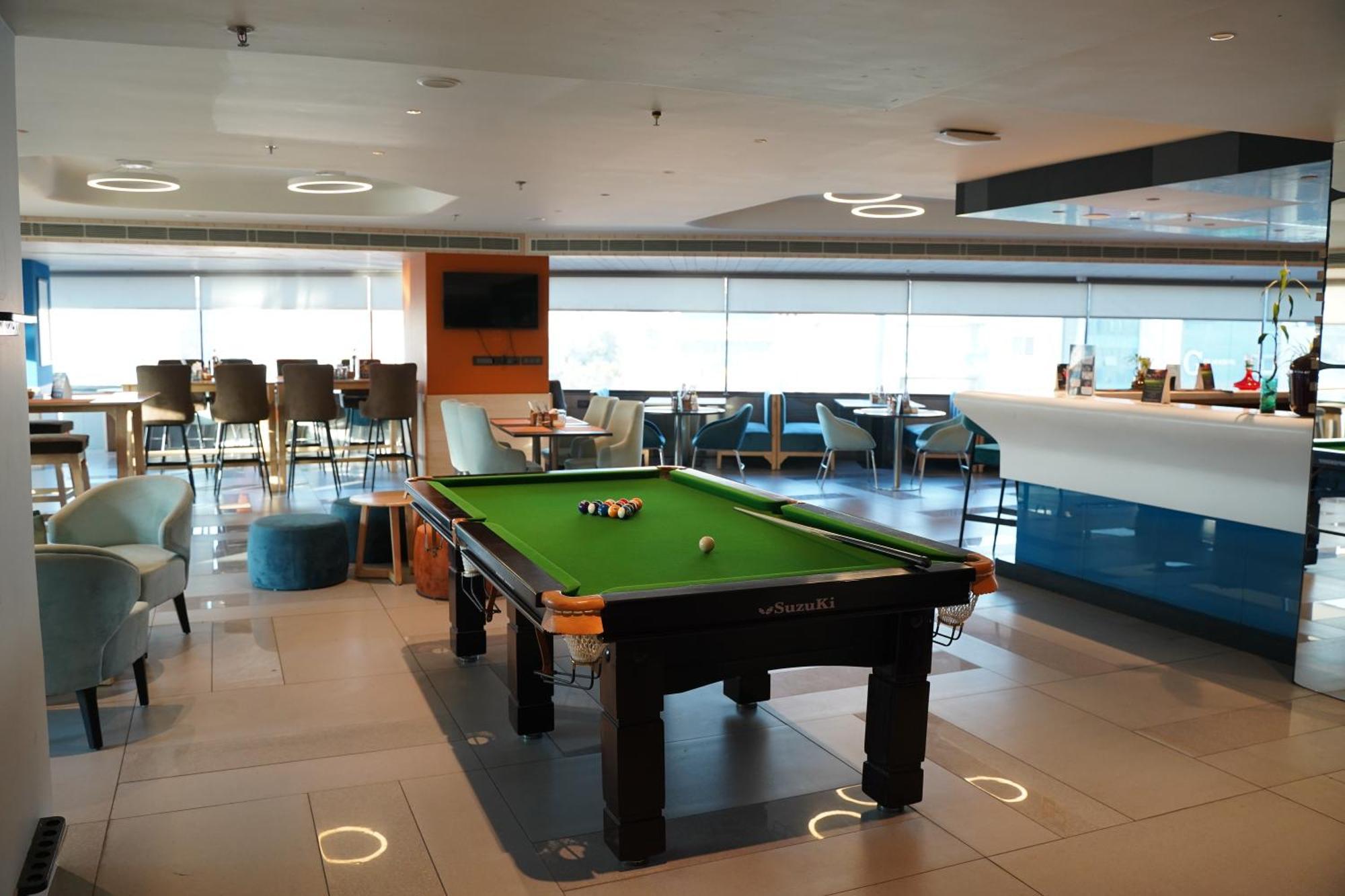 Holiday Inn Express & Suites Jaipur Gopalpura Esterno foto
