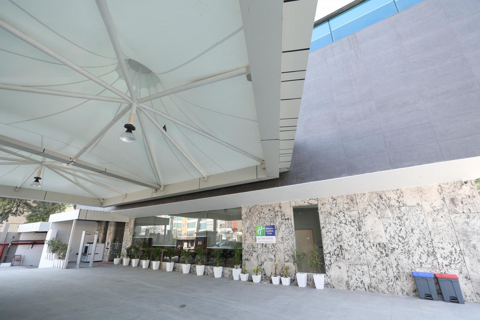Holiday Inn Express & Suites Jaipur Gopalpura Esterno foto