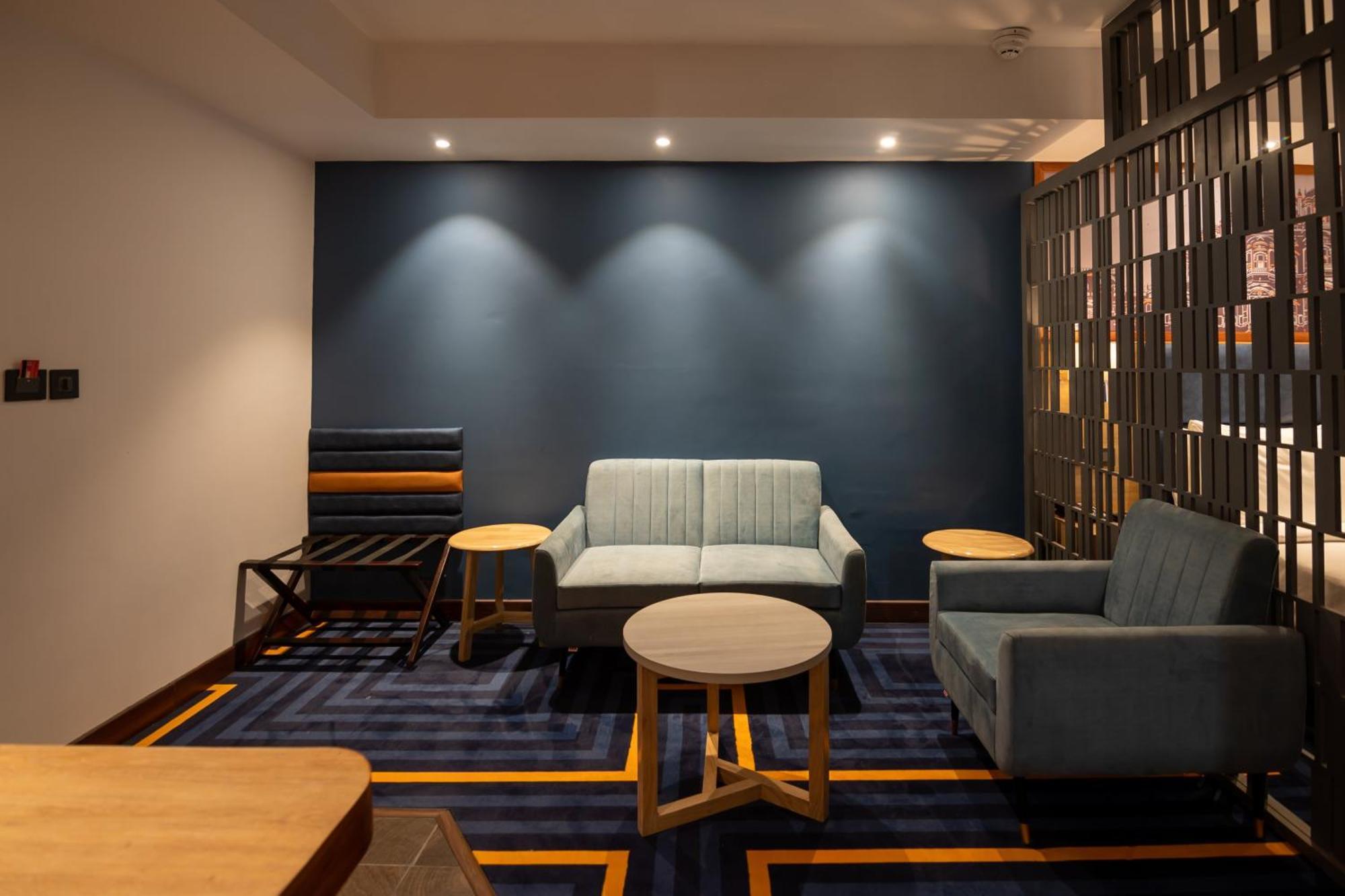 Holiday Inn Express & Suites Jaipur Gopalpura Esterno foto