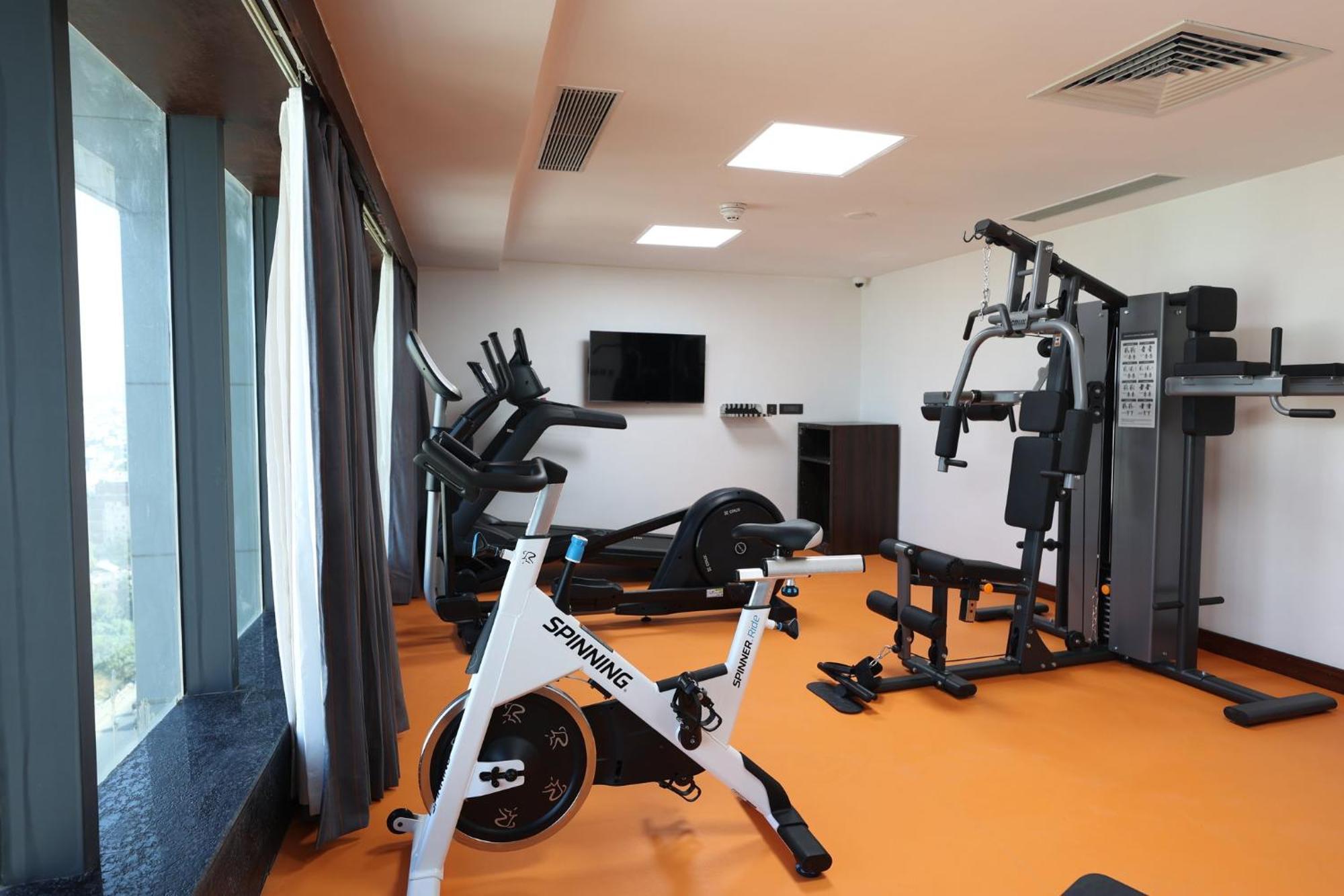 Holiday Inn Express & Suites Jaipur Gopalpura Esterno foto