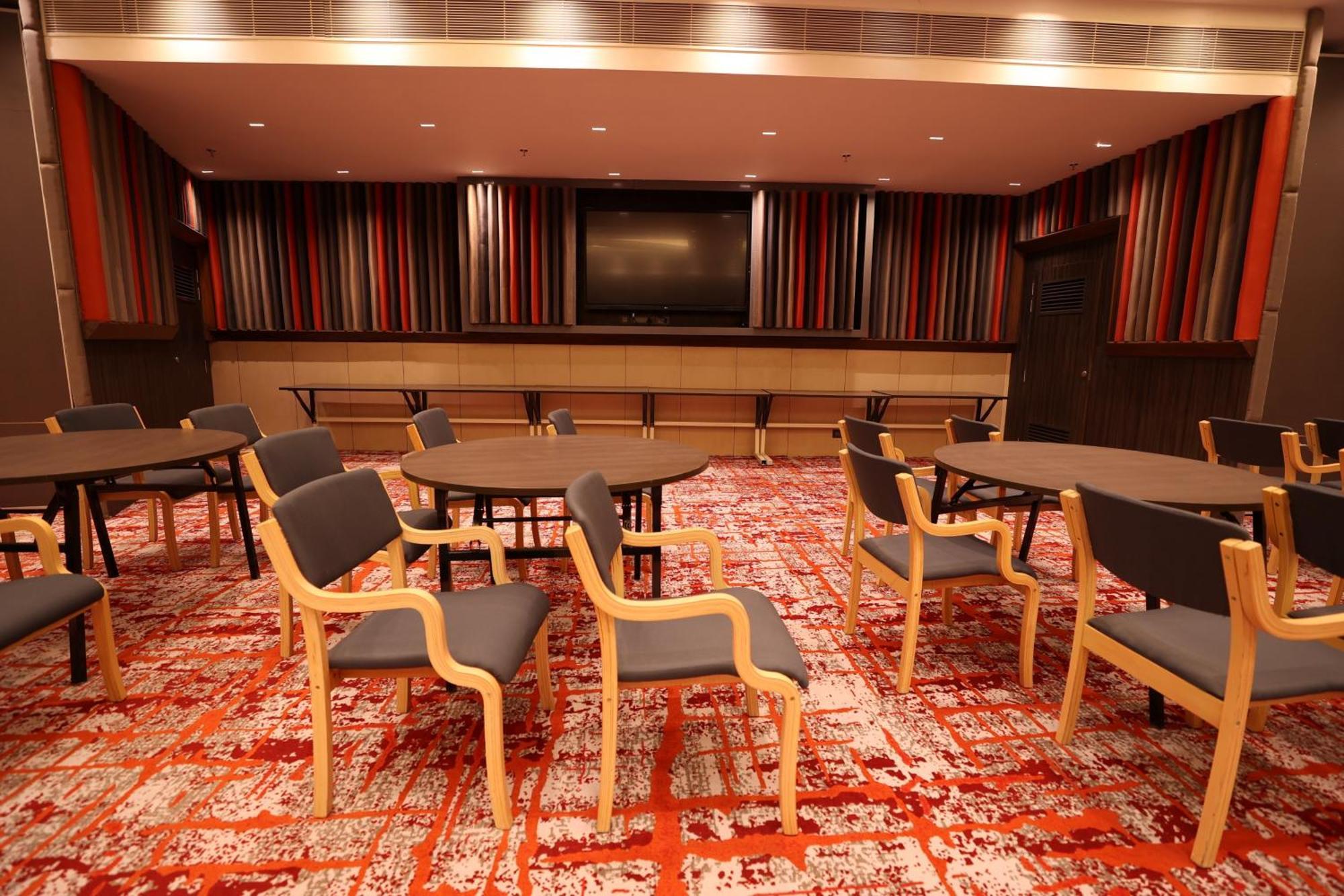 Holiday Inn Express & Suites Jaipur Gopalpura Esterno foto